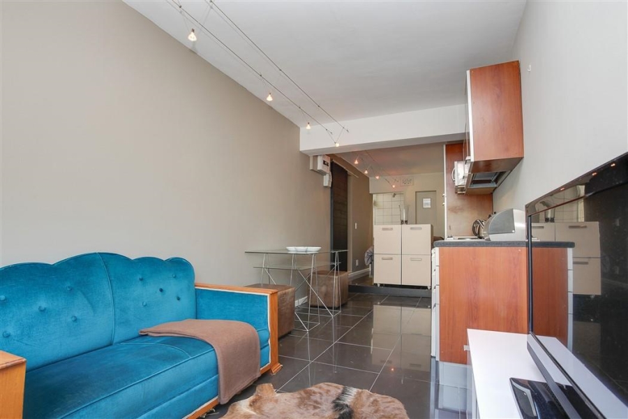 To Let 1 Bedroom Property for Rent in Vredehoek Western Cape